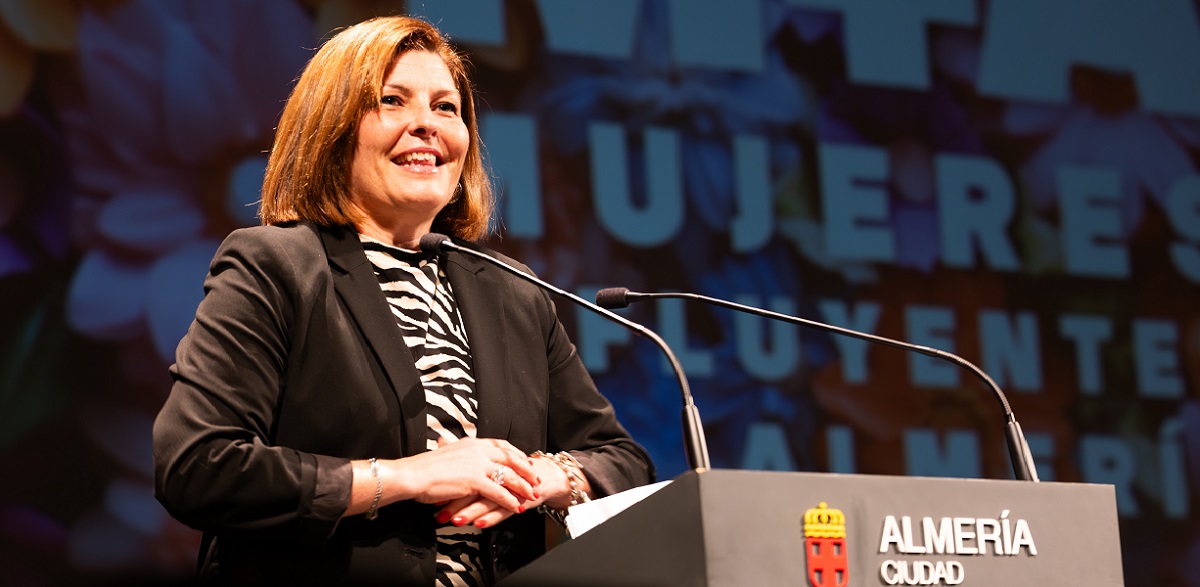 Amalia salvador, presidenta de la asociación de mujeres empresarias