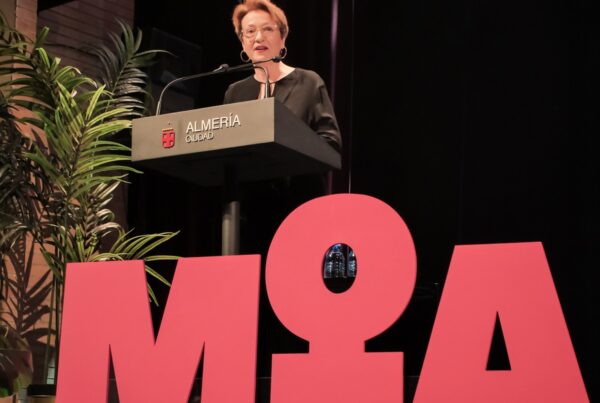 Periodista, investigadora y profesora, Antonia Sánchez Villanueva ha sido una figura pionera en los medios de comunicación de Almería.