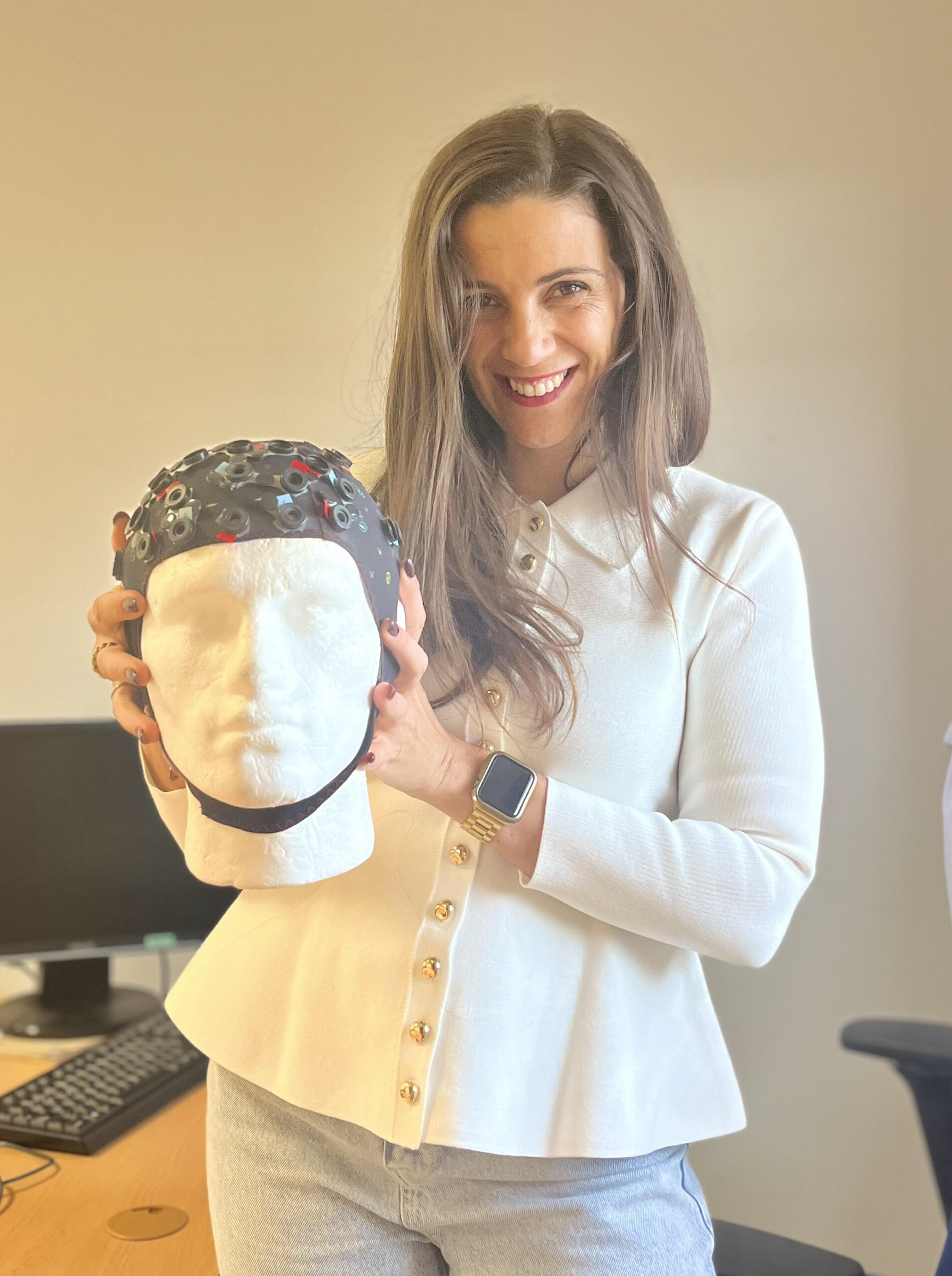 Ana Sánchez Kuhn, neurocientífica almeriense, investiga las secuelas emocionales del ictus y propone nuevas vías para mejorar la rehabilitación.