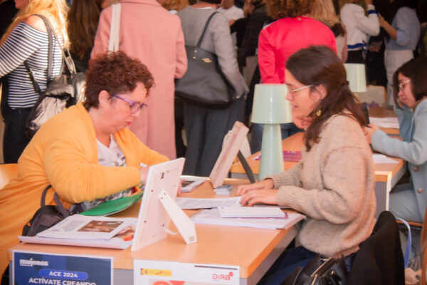 Salon Mujer Emprende 2024 (2) Salon Mujer Emprende 2024 (2)